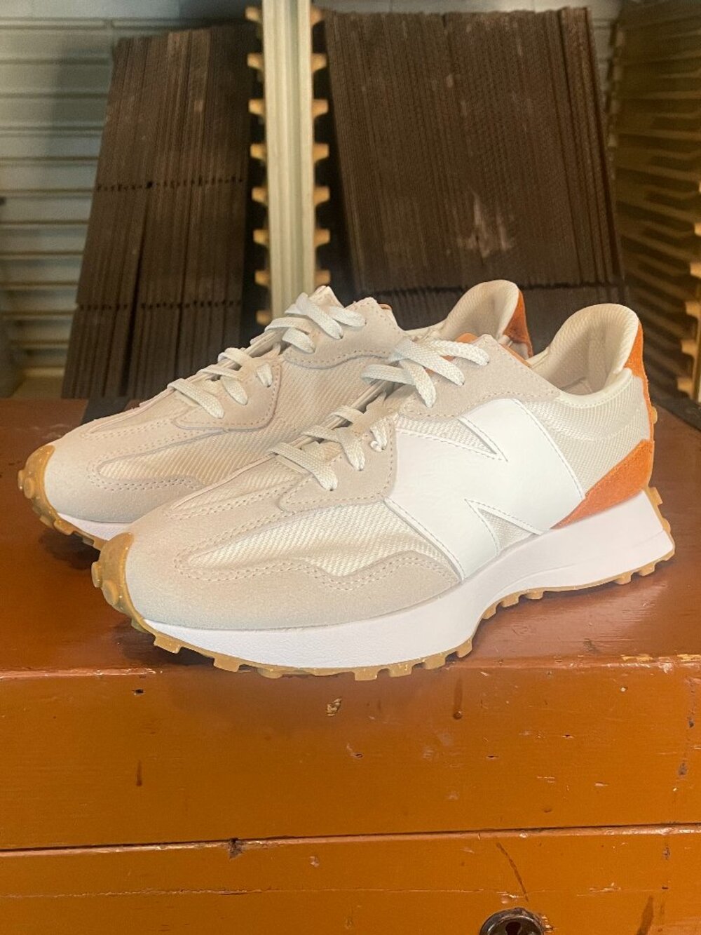 NEW BALANCE 327 Women's Size 9.5 B Sea Salt Rust Oxide Suede Shoes WS327RA